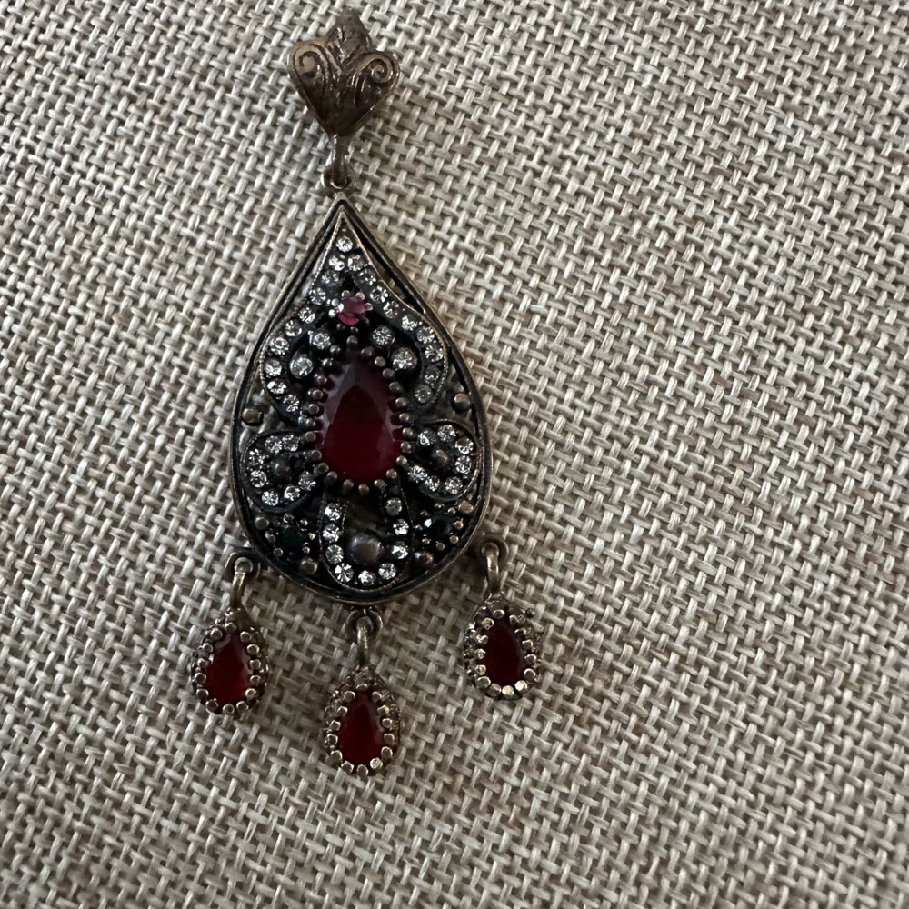 Elegant Ruby Red Teardrop Pendant Necklace with rhinestone  set on brass setting